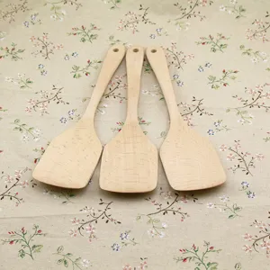 Handcrafted beech wood spatula set for non-stick pans, set of 3 natural kitchen tools