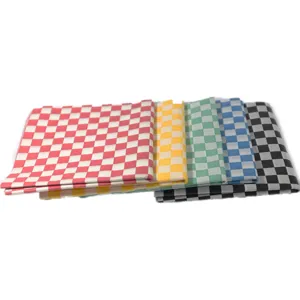 Fogli di carta cerata alimentare a scacchi multicolore per hamburger e panetteria.