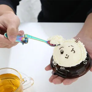 Cuillère sirène en acier inoxydable titane arc-en-ciel pour café ou dessert