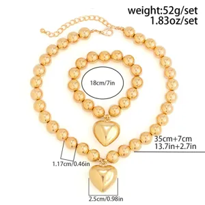 Peso e dimensioni dettagliate per il set di collana e bracciale con perline a cuore oro.