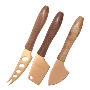 3-teiliges Käsemesser-Set aus Edelstahl mit Walnussholzgriffen und goldener Klinge
