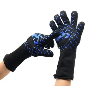 High temperature BBQ heat resistant gloves detail showing silicone grip and long cuff protection.