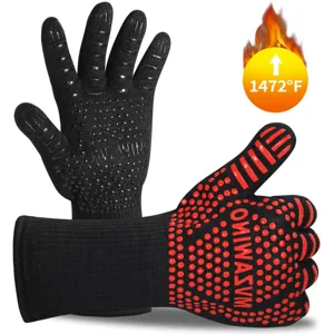 High temperature resistant BBQ gloves with red silicone dots for grilling and baking.