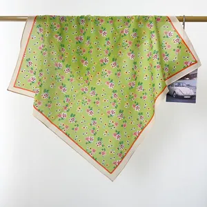 Foulard Quadrato in Cotone da Donna con Stampa Floreale Elegante Foulard Estivo Bandana Protezione Solare Sciarpa di Moda