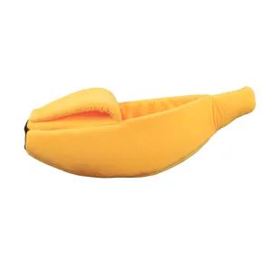 Creative semi-enclosed banana shaped plush pet bed for cats and dogs with soft fleece
