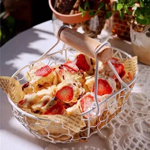 Retro Iron Wire Fruit Basket With Wooden Handle Vintage Style Woven Bread Storage Basket Kitchen Tabletop Sundries Organizer