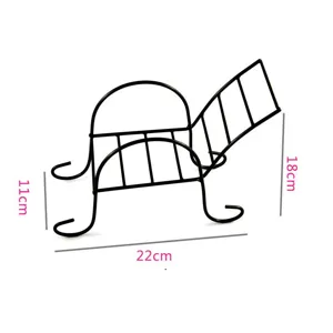 Soporte creativo para pollo asado con forma de tumbona en alambre metálico