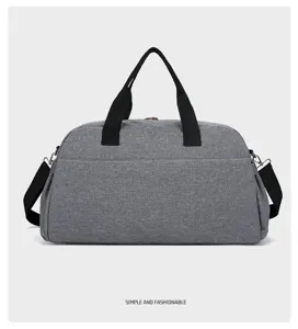 Grand sac de voyage gris, sac de sport multifonctionnel avec bandoulière pour fitness.