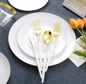 Elegantes weißes Einweggeschirr-Set mit Goldrand für Partys, Hochzeiten und Events.