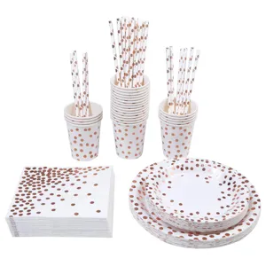 Set stoviglie usa e getta a pois oro rosa con bicchieri di carta, piatti e tovaglioli