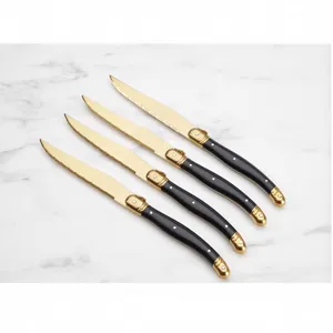 Set di 4 coltelli da bistecca Laguiole oro con manico nero in acciaio inox da tavola