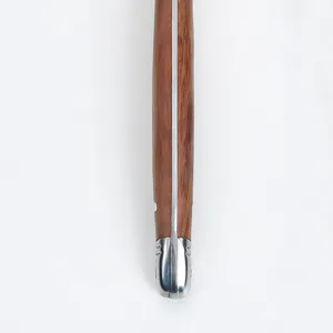Cuchillo de mantequilla de acero inoxidable con mango de madera de palisandro para queso.