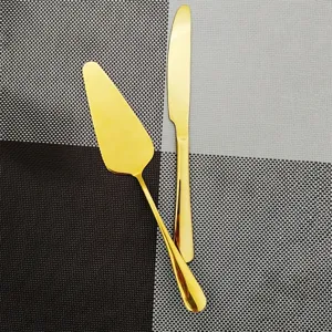 Glimmende gouden titanium cake mes en schep set van roestvrij staal voor bruiloft