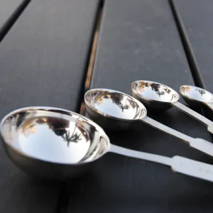 Premium 304 stainless steel measuring spoon set for baking with mirror finish