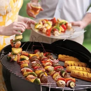 Brochetas de acero inoxidable para barbacoa detalle, varillas de metal duraderas para camping carne