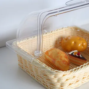 Detailansicht eines quadratischen Brotkorbs mit transparentem PC-Klappdeckel oben