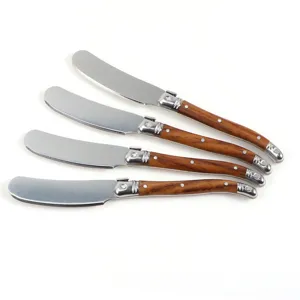 Vierteiliges Buttermesser-Set aus Edelstahl mit dekorativen Holzmaserung-Griffen