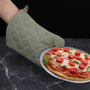 Green Heat Resistant Oven Mitts Thickened Quilted Cotton Kitchen Gloves For Baking Microwave Cooking Heat Protection