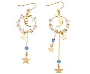 Boucles d'oreilles lune et étoile asymétriques avec perles en cristal bleu