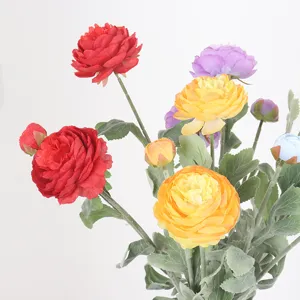 Meerkleurige kunstmatige Ranonkel bloemen met geflockte stelen voor interieurdecoratie