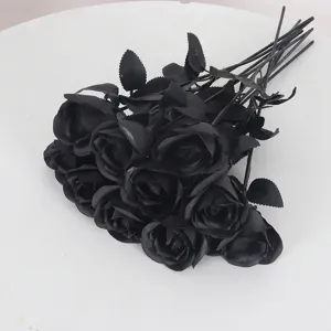 Boeket gotische zwarte kunstmatige rozen voor Halloween en themafeesten