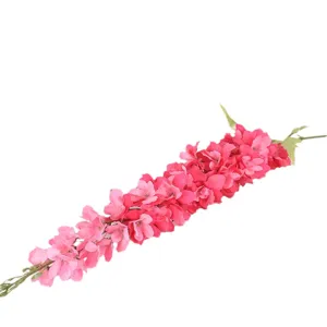 Magnifique guirlande de fleurs artificielles roses pour décoration de mariage à la maison.