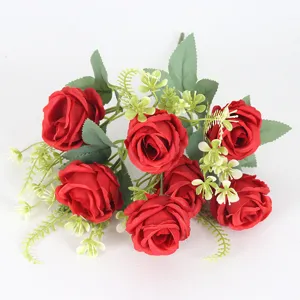 European 7-head sweet artificial rose bouquet for home, hotel, and outdoor decoration.