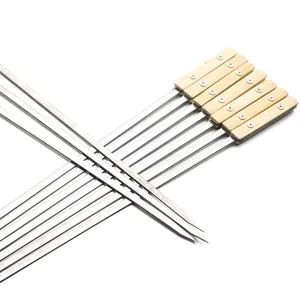 Roestvrijstalen barbecuespiezen met hittebestendige bamboe handgrepen voor grillen