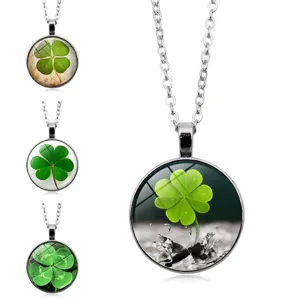 Trébol de Cuatro Hojas Gema del Tiempo Collar Colgante Aleación de Zinc Vidrio Trébol de Suerte Joyería de Strass para Mujer Moda Regalo Creativo
