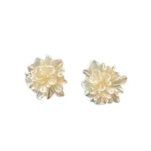 Elegante 3D-Blumenohrstecker mit mattgoldener Vintage-Oberfläche für Damen Modeschmuck