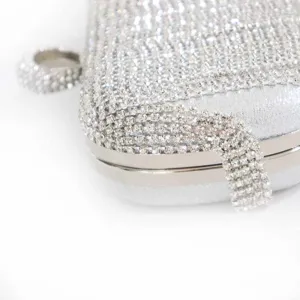 Elegante Strass Abendtasche glitzernde Kristalle silberner Metallrahmen fur Damen Party Abend.