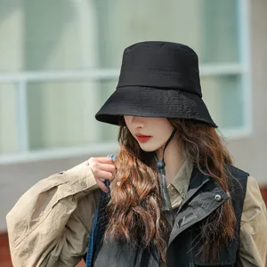 Stilvoller einfarbiger schwarzer Bucket Hat für Damen, lässiger Sonnenschutz Fischerhut.
