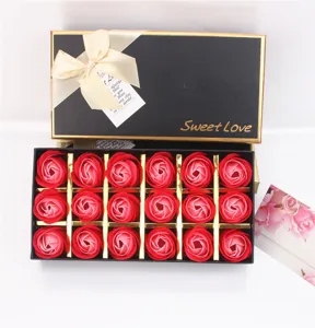 Elegante 12-delige rode zeeprozen geschenkdoos met gouden lint voor Valentijnsdag cadeau