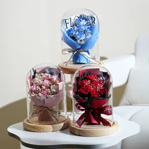 Glaskuppel Seifenrosen Blumenstrauß Geschenk für Valentinstag und Heimdekoration Tischdisplay.