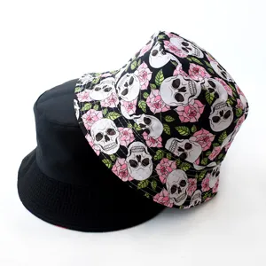 Reversible bucket hat for men and women, skull and rose print streetwear sun hat for summer.
