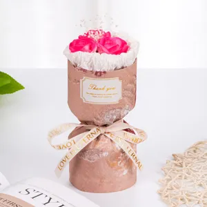 Mini ramo de rosas de jabon regalo para el dia de san valentin, arreglo floral.
