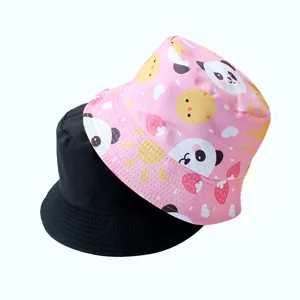 Joli chapeau bob réversible imprimé panda et poussin pour l'été en plein air.