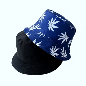 Chapeau bob réversible avec motif de feuille de chanvre et noir uni, protection solaire.