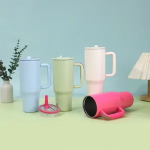 40oz Edelstahl Isolierbecher mit Griff und Strohhalmdeckel, Vakuum Reisebecher.