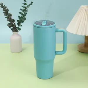 40oz Edelstahl Thermobecher mit Henkel und Strohhalm, grosser isolierter Reisebecher.
