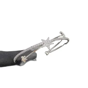 Lussuoso bracciale rigido a tre strati in argento con stelle e pavé di zirconi brillanti