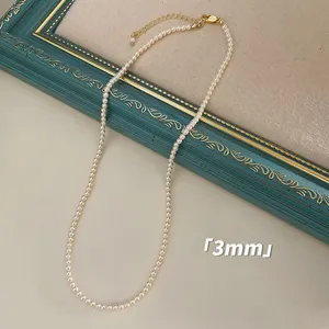 Elegante 3mm kleine weiße Perlen-Choker-Halskette mit verstellbarem Goldverschluss
