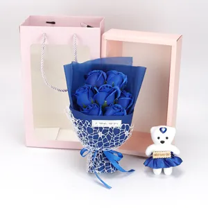 Zeep rozen boeket met schattige beren gift box set perfect voor Valentijnsdag en kerst.