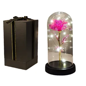 Rosa incantata a LED in cupola di vetro con scatola regalo nera per San Valentino