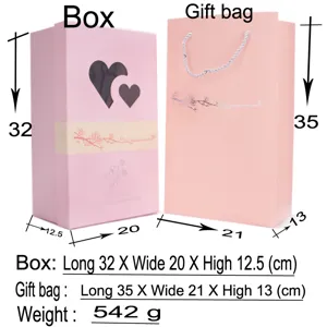 Detaillierte Maße und Gewicht der rosa Geschenkbox mit Herzfenster und passender Tragetasche