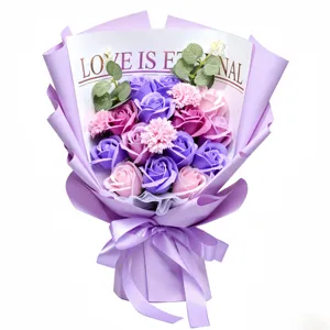 Bouquet di rose di sapone artificiale per San Valentino regalo viola romantico confezione.