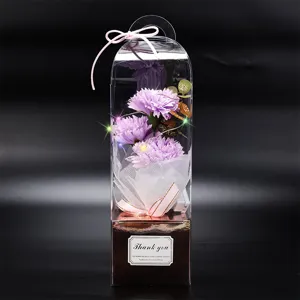 Cadeau de fête des mères bouquet de fleurs de savon artificielles œillet violet boîte.