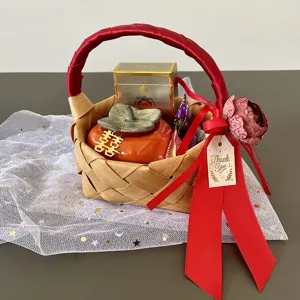 Handgemaakte houten geweven geschenkmand voor huwelijksfeest, snoep opbergdoos feestverpakking.