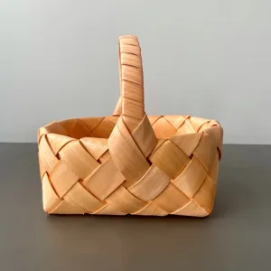 Japanese Style Handmade Wooden Woven Storage Basket Portable Candy Gift Box Handheld Rattan Storage Basket Organizer