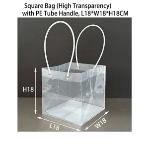 Dettaglio che mostra le dimensioni del sacchetto regalo quadrato trasparente 18x18x18cm.